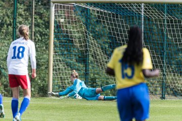 Bild 120 - wBJ Hamburger SV - FC Carl Zeiss Jena : Ergebnis: 5:1